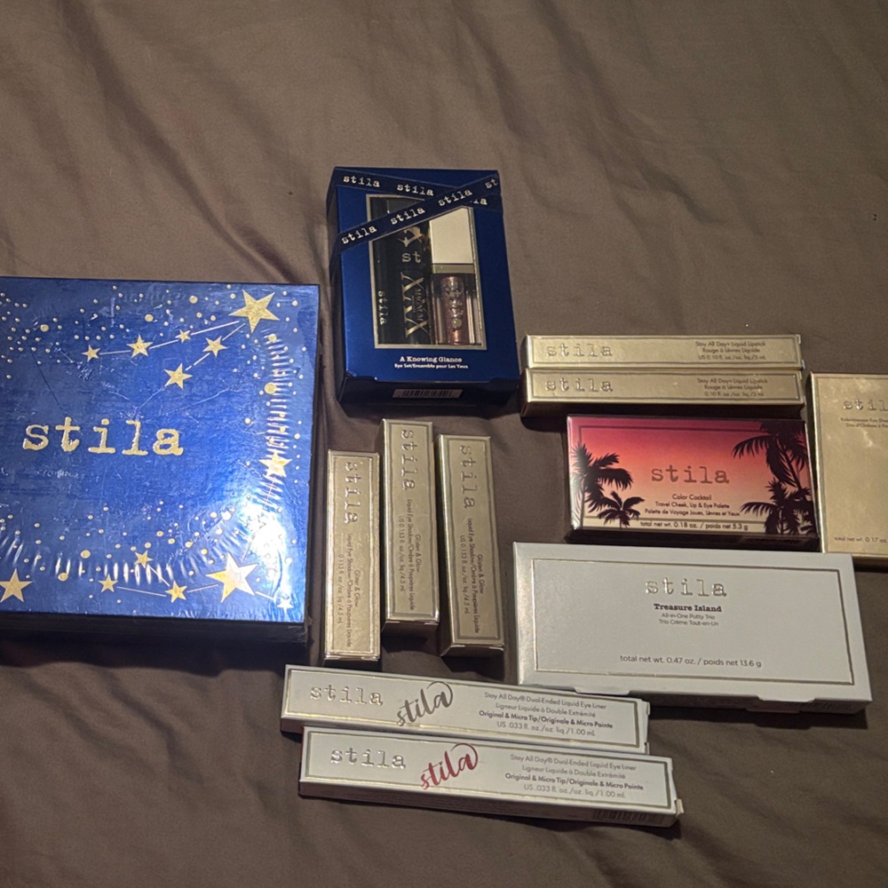 Stila Makeup Collection - Picture 4 of 9